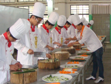 �������ѧ����2700Ԫ�ٳɣ�����/��ʦ��ѡ�������ѧ���ȿ�