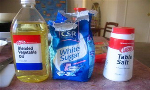 油盐糖超标危害大 健康饮食需提防重口味