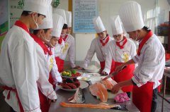 三明女孩在福建烹饪培训学校的蜕变