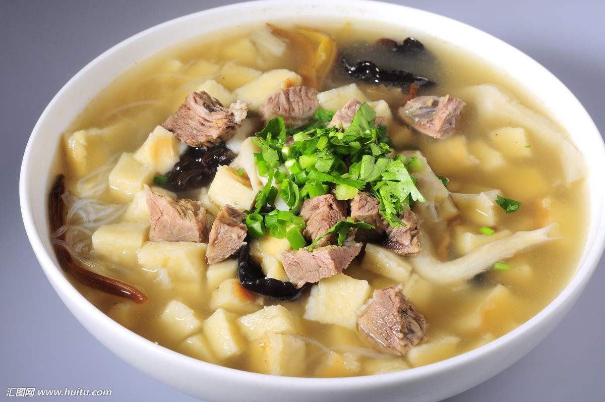 福建省烹饪职业学校有正宗的风味小吃——羊肉泡馍