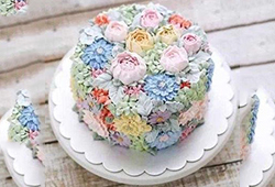 立体花卉裱花蛋糕