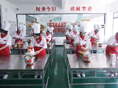 �����ѧ���� ÿ��4��һ����ѧ�Ὺ��80�ֺ決����